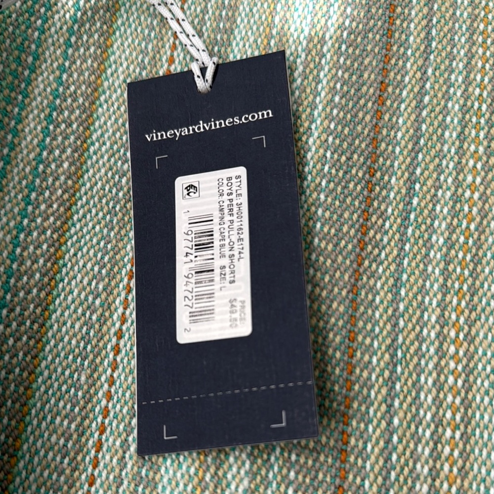 Vineyard Vines Boys Performance Pull On Camping Shorts - Picture 2 of 3